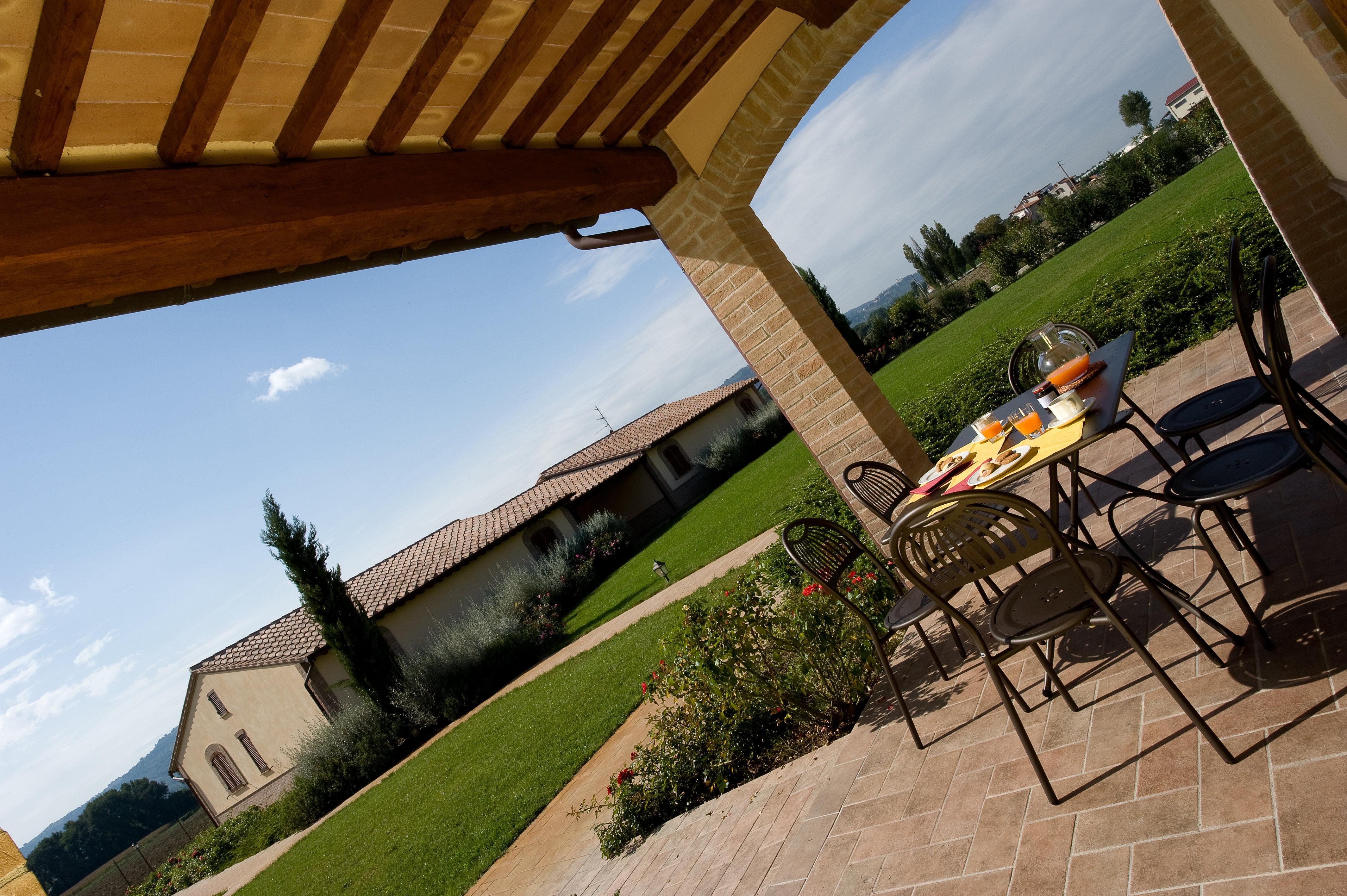 Agriturismo Le Rondini Di Francesco Di Assisi Cannara Exterior foto